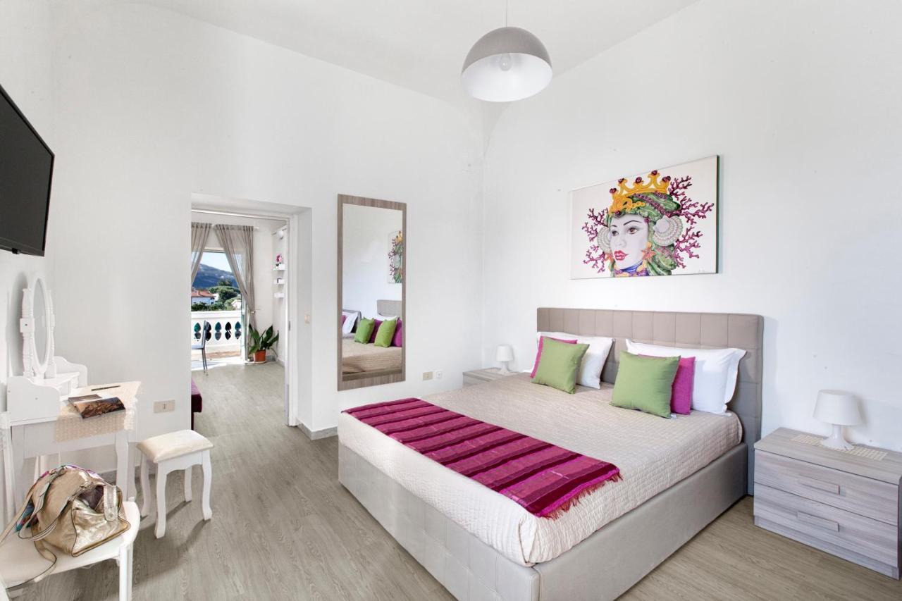 Estate4Home - Villa Lina ซานตาเญลโล ภายนอก รูปภาพ